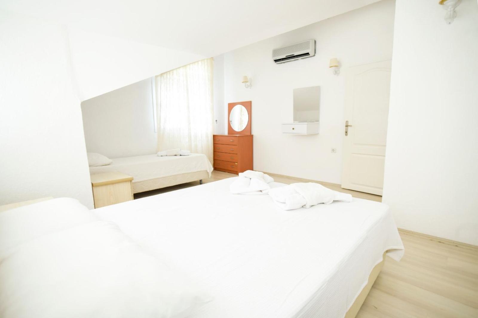 Kekik Azure Homes Oeluedeniz Fethiye Kamer foto